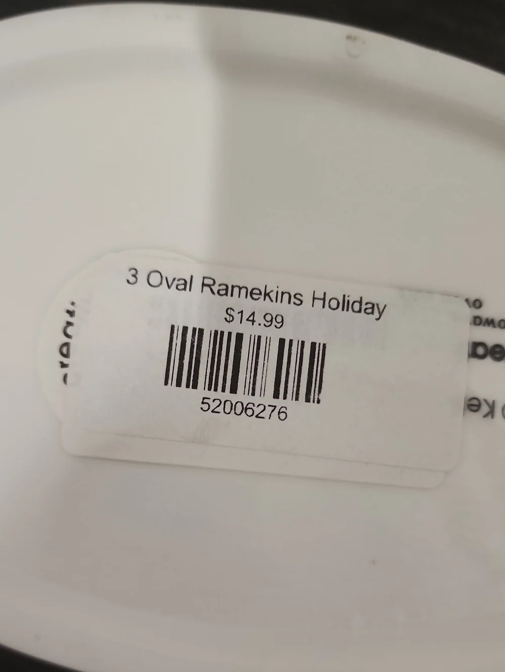 NWT CREATIVE CO-OP 3 HOLIDAY OVAL RAMEKINS